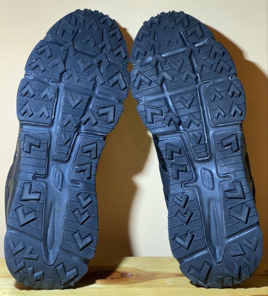 Трекингові кросівки Skechers Water Repellent. Розмір 45(см)