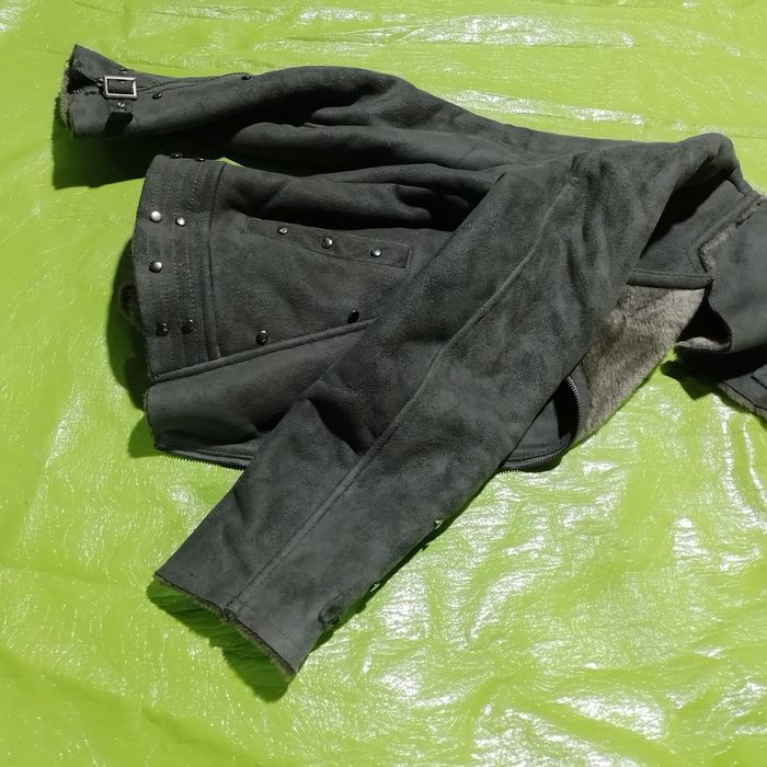 1=2Две.H&M. Зима осень лаковая.куртка-дубленка-шубка .44-48