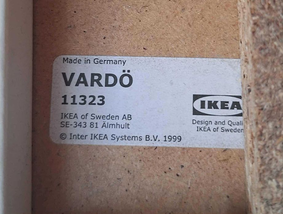 IKEA VARDO biały pojemnik skrzynia na pościel pod łóżko 65x70 kółka