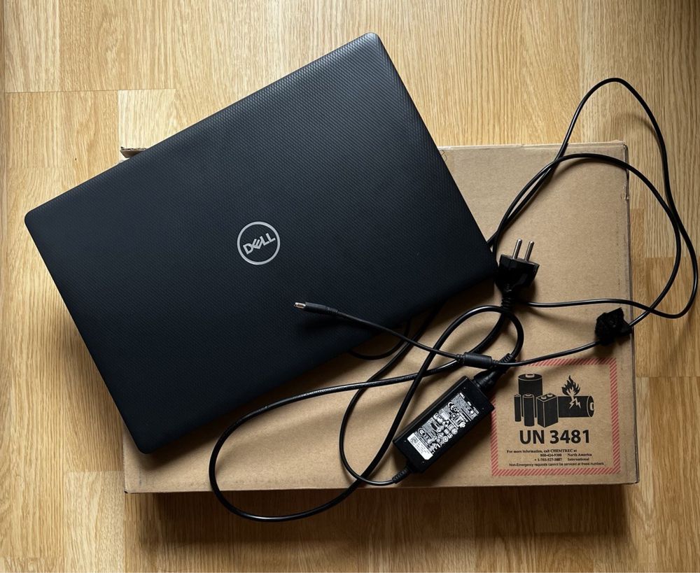 Ноутбук Dell Inspiron 3583