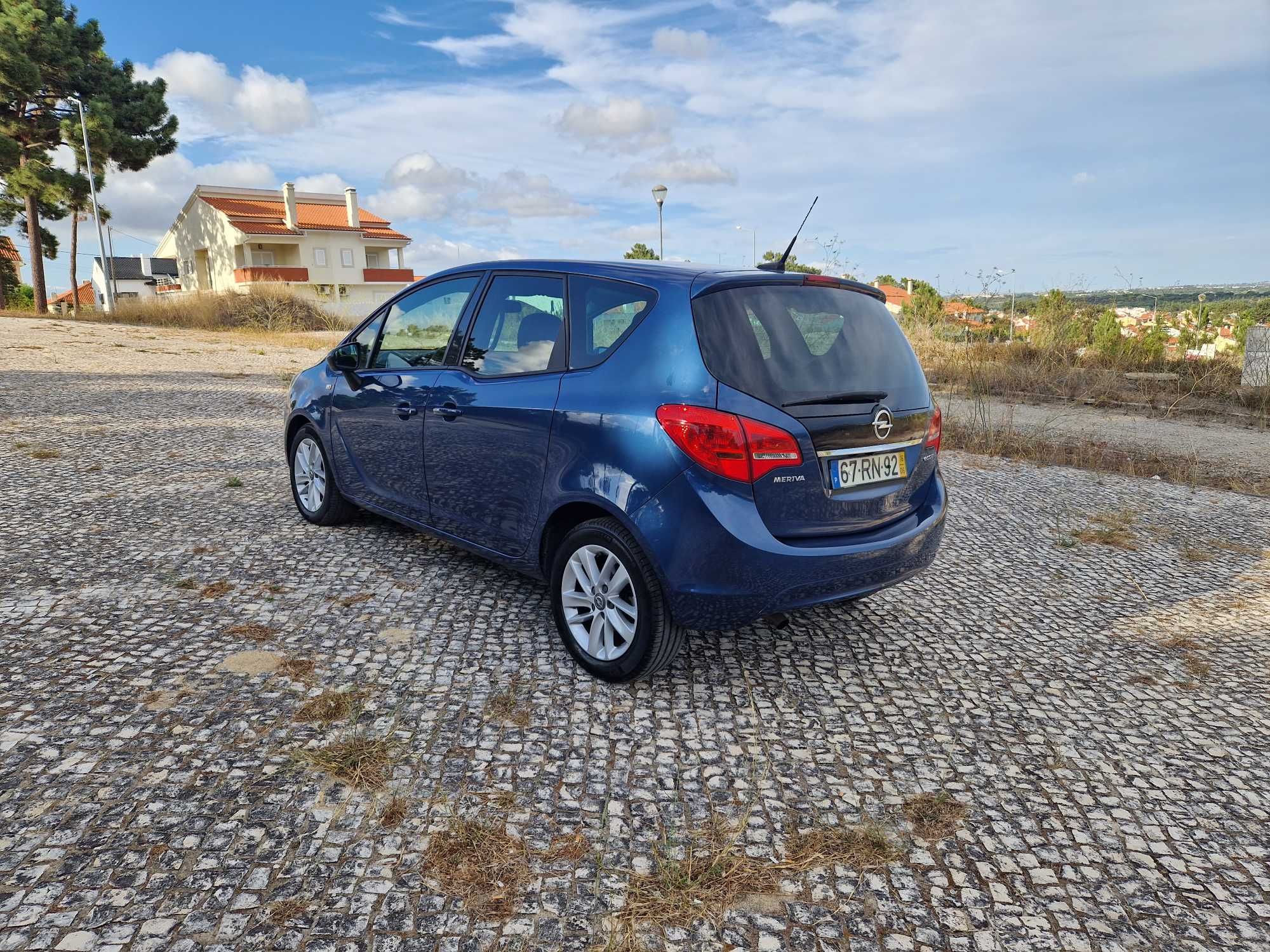 Opel Meriva 1.6CDTI Cosmo 110cv GPS Nacional