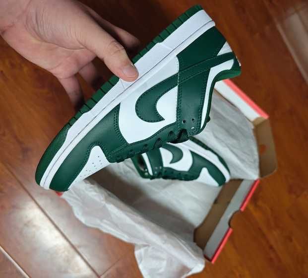 Nike Dunk Low Michigan State Eur 39