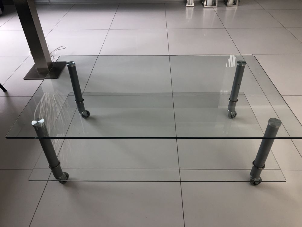 Stolik IKEA rtv pod tv lub kawowy szklany na kółkach nowoczesny Okazja