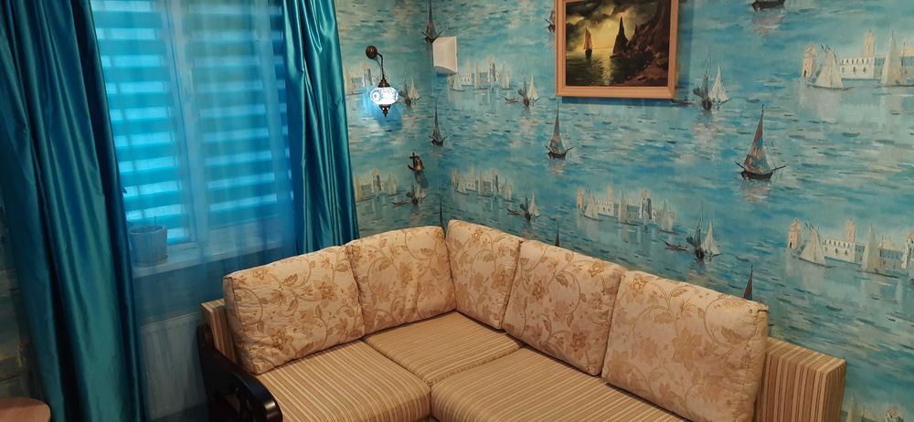 Комфортная, тёплая 2 (+1) квартира с персональным входом.