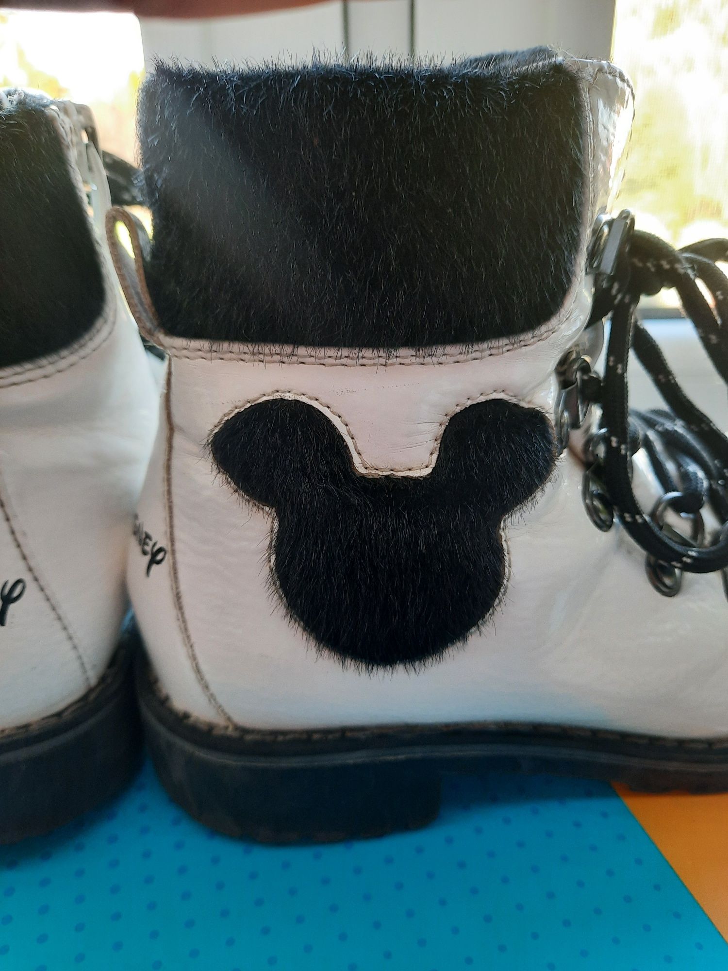 Buty trzewiki kozaki 31 Disney Mickey białe db