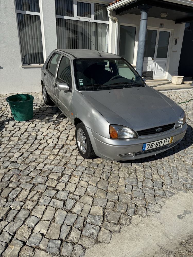 Ford fiesta inspencionado esse mês e revisonado