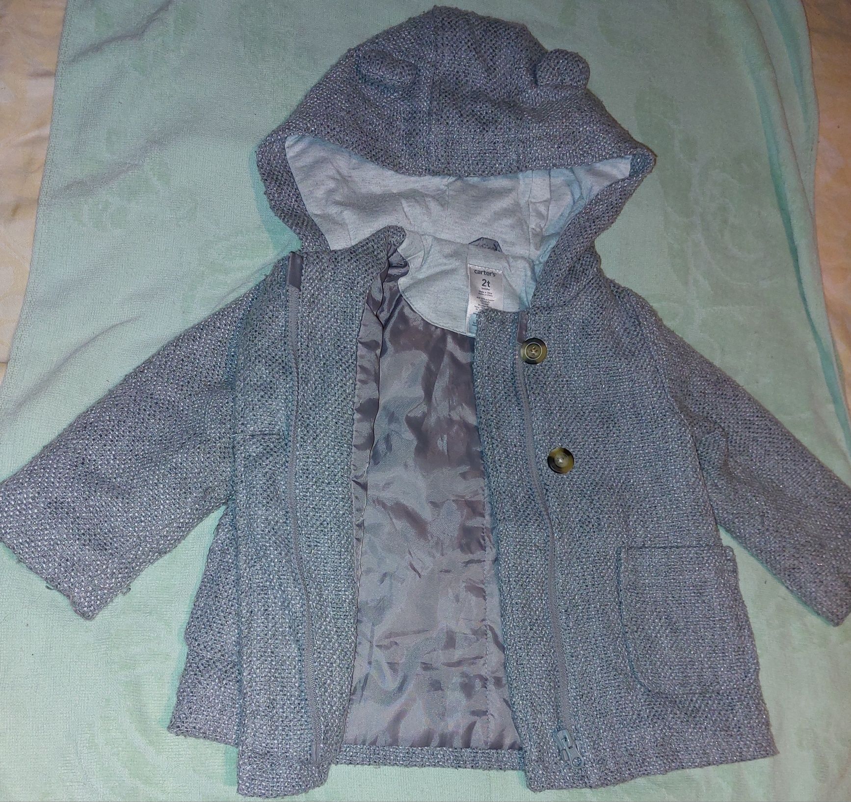 Детское пальто Carters 1,5- 2,года, серебристое, нежное