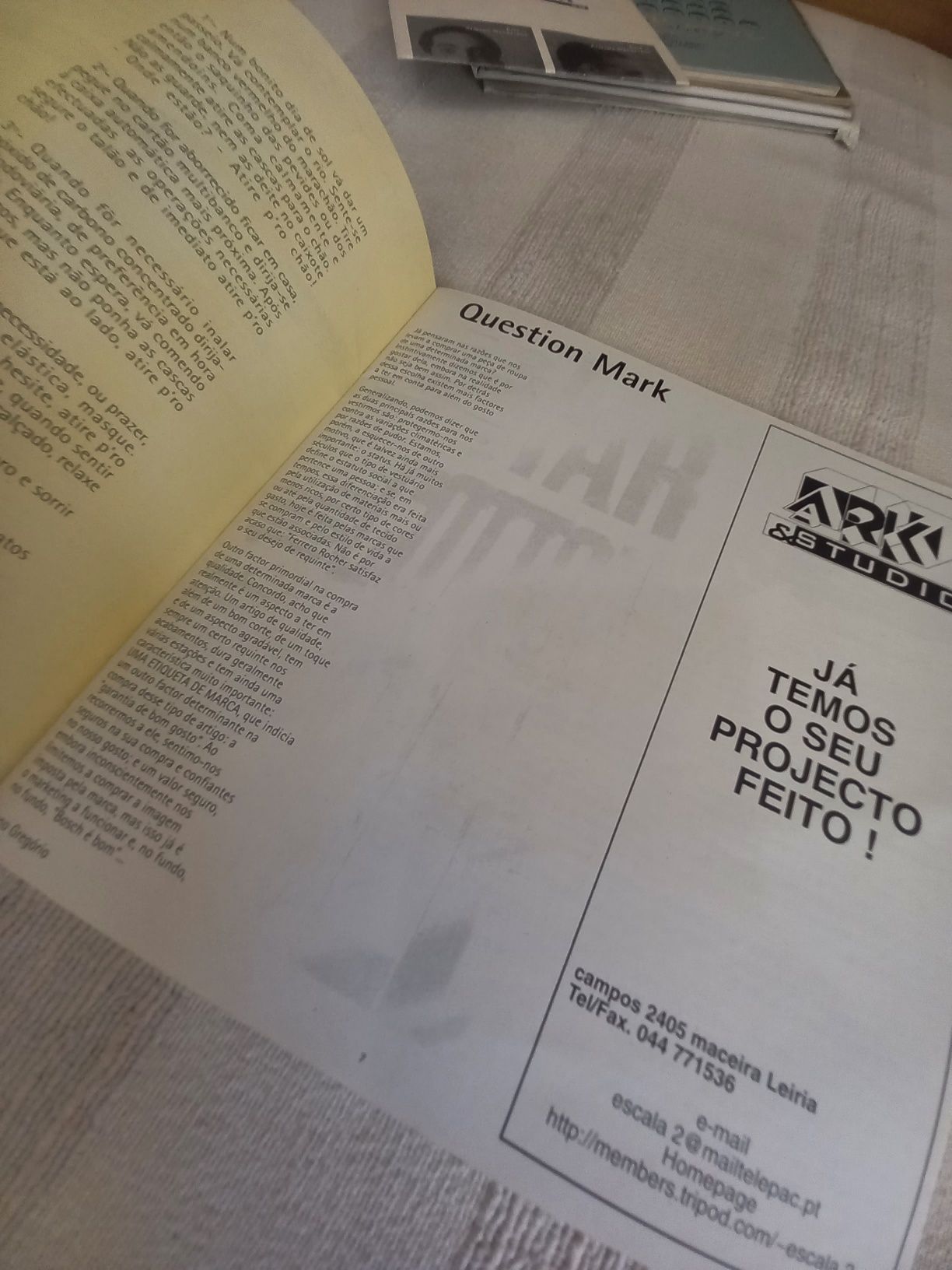 Dois números de revista Euriduce anos 90 em Leiria