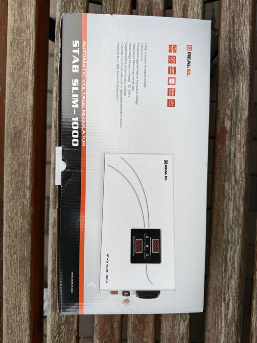 Stab Slim -1000 (Real-EL)  стабілізатор напруги. Новий. Гарантія