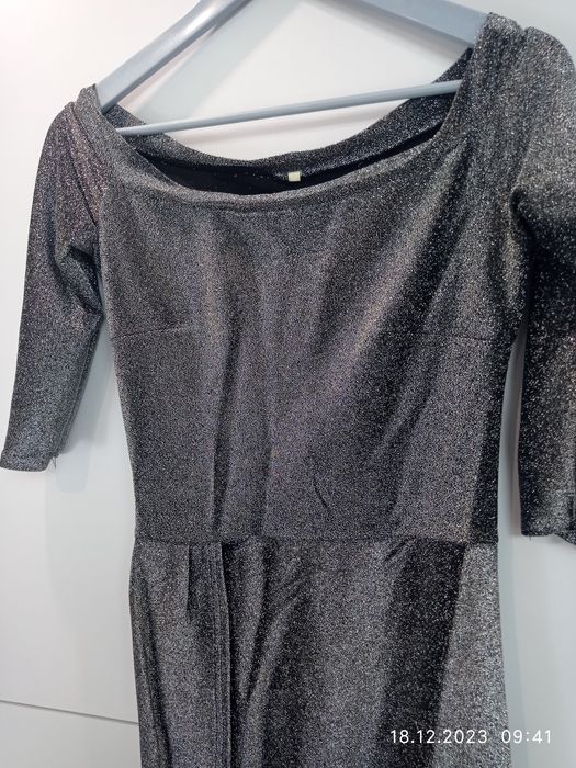 Плаття 42розмір, 110 грн.  кожне,стан ідеальний