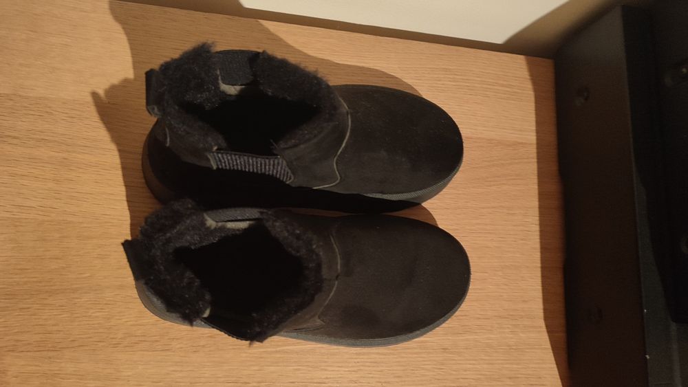 Botas pretas de inverno NOVAS