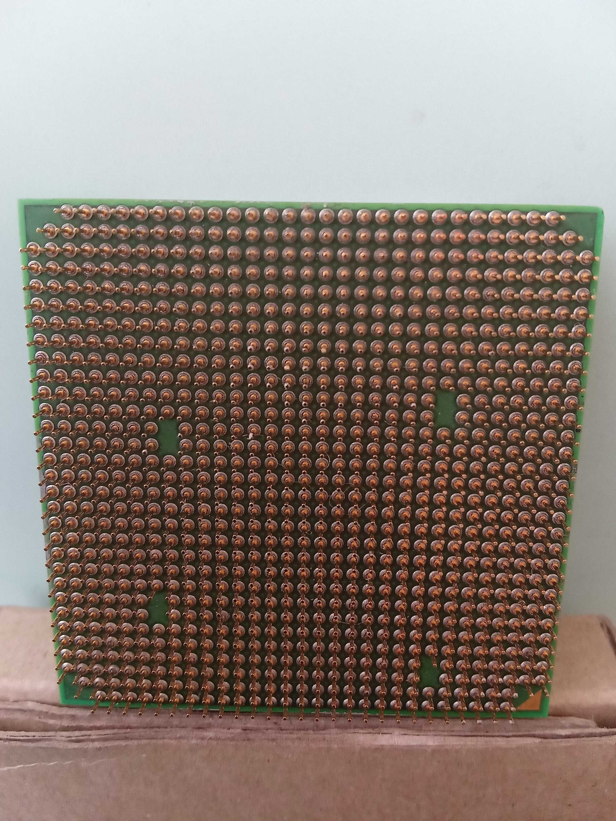 AMD Athlon x2 64 5200. 2.7 GHz