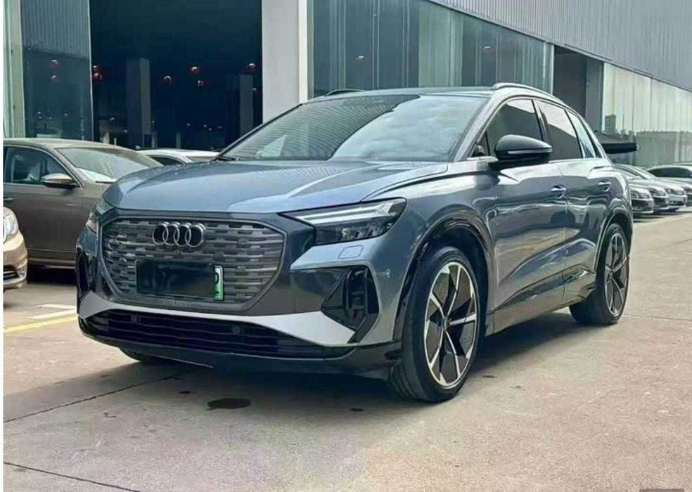 Audi e-tron 2024