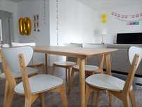 Comedor IKEA e cadeiras