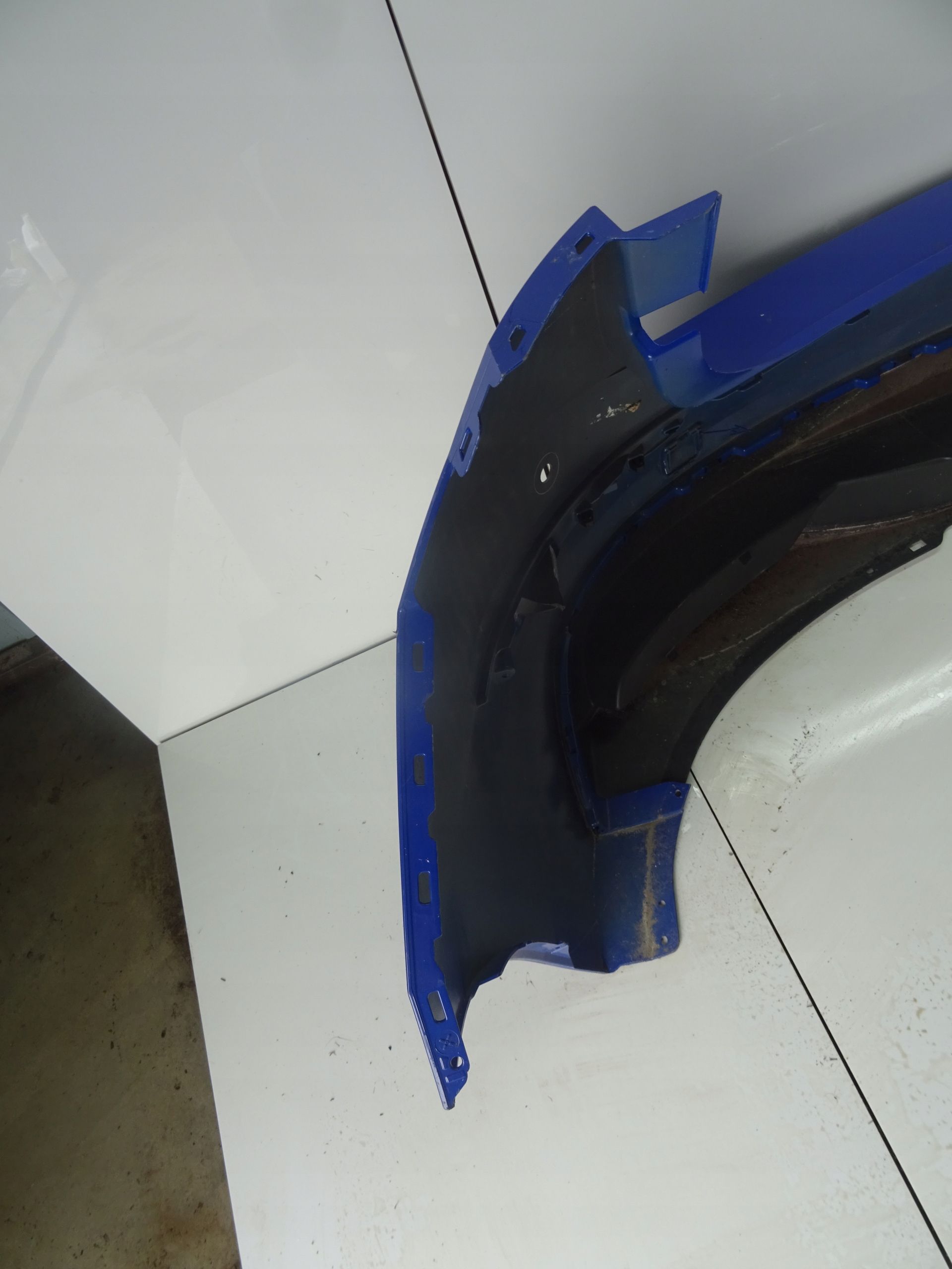 Skoda Scala 19  Zderzak tył Tylny oryginał
