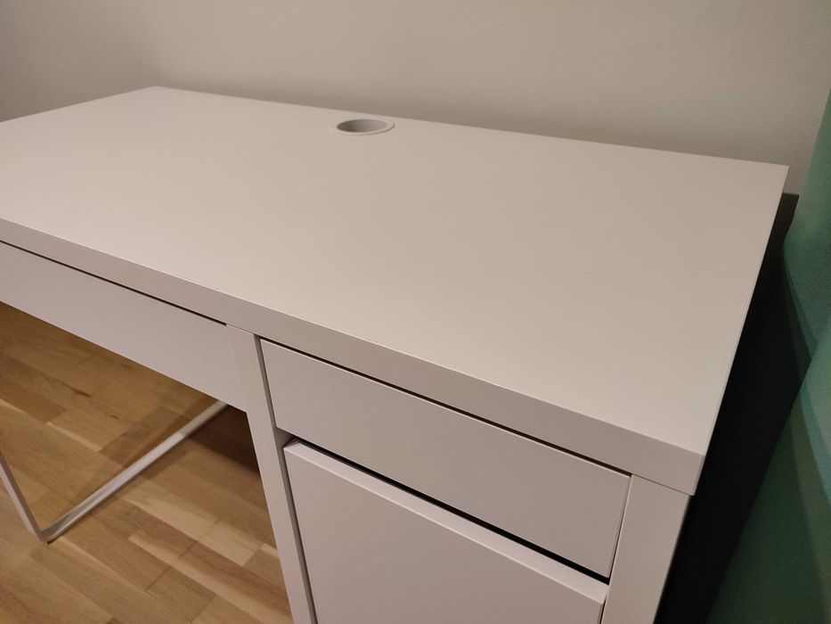 Biurko Ikea micke biały 105cm bdb stan