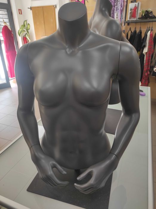 Bustos Senhora com braços amovíveis