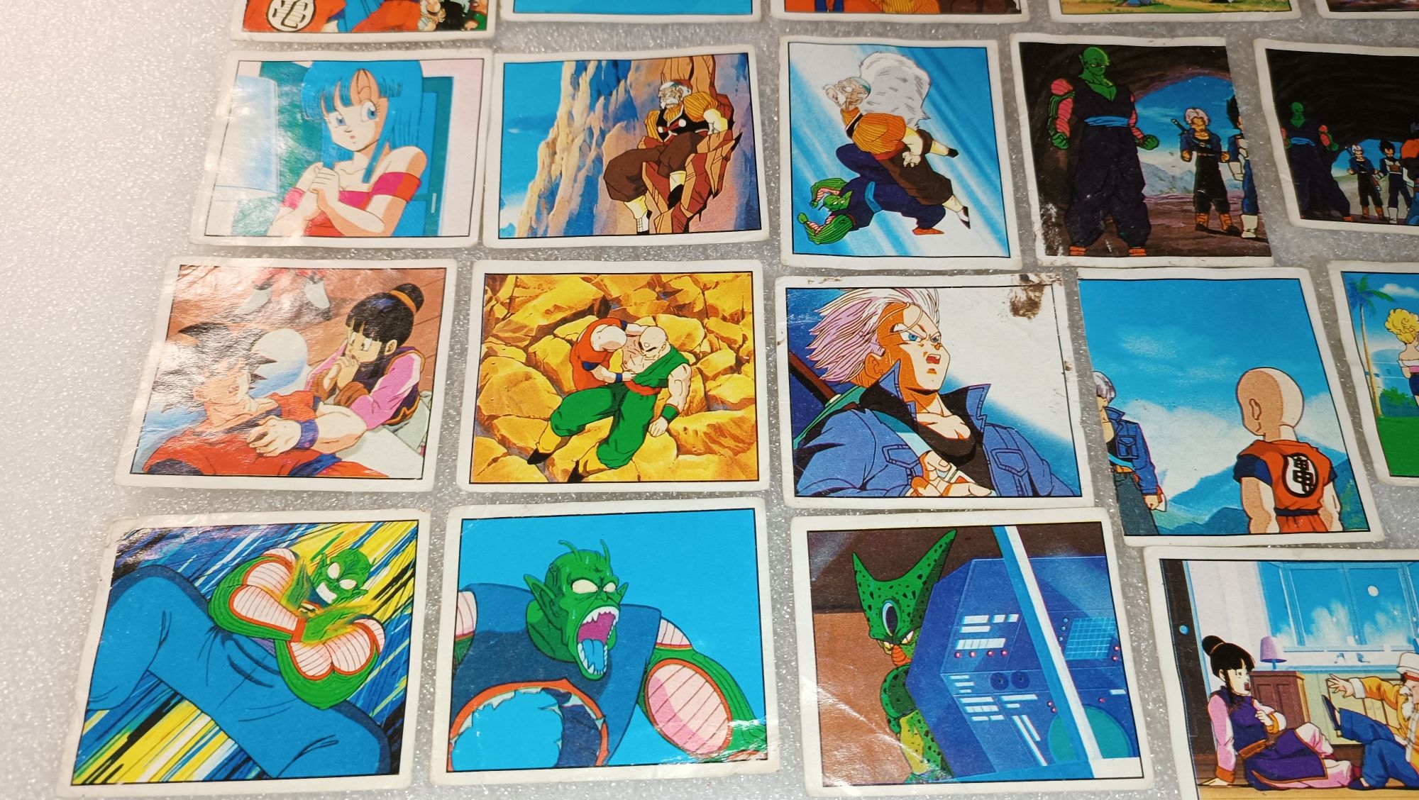 29 cromos antigos DragonBall Z 2 sem repetidos