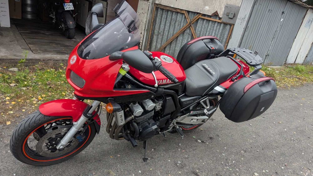Motocykl Yamaha FZS 600 fazer 2000r + kufry, stelaż