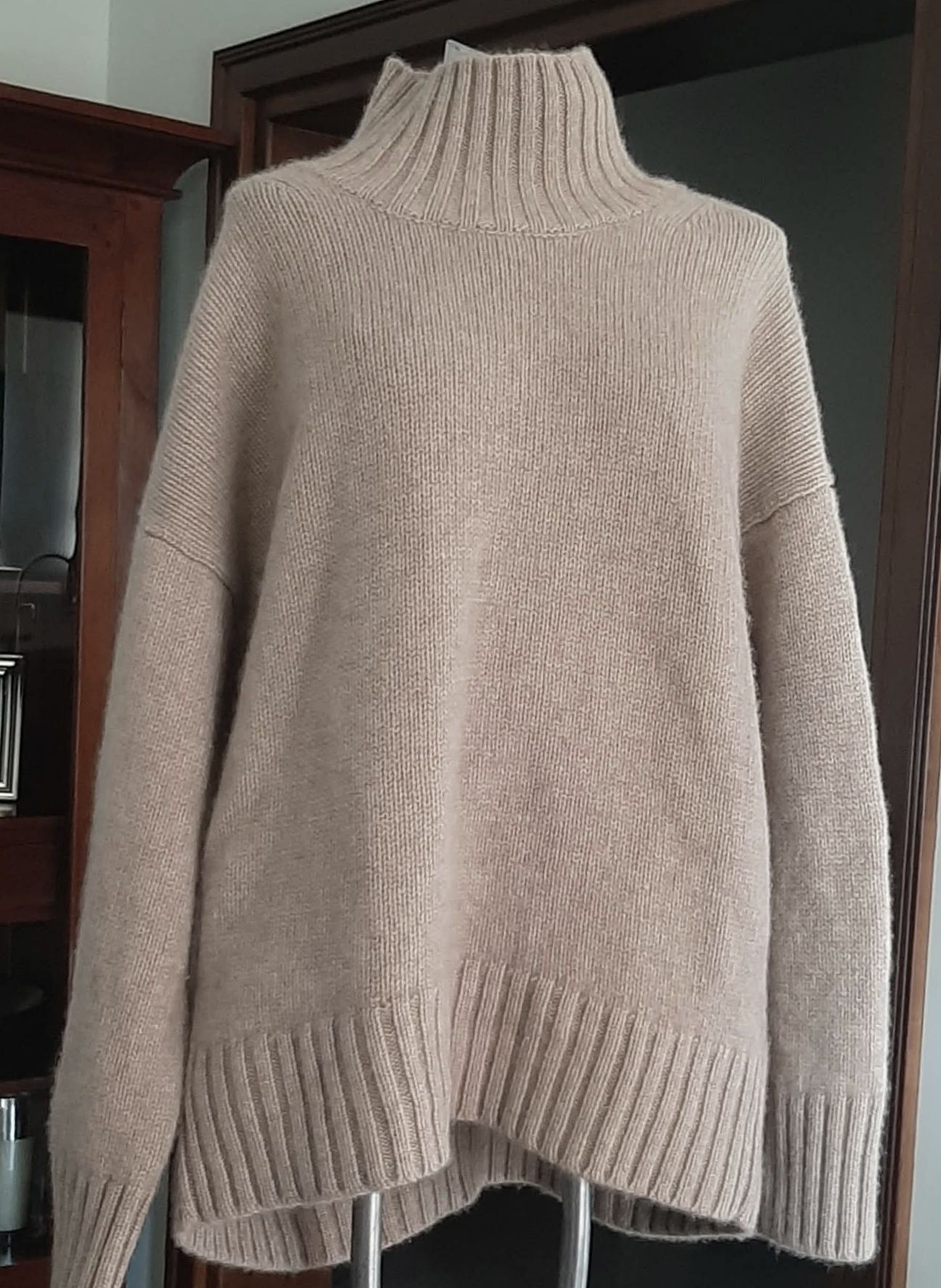 COS 100% gruby kaszmirowy oversize polgolf Nowy