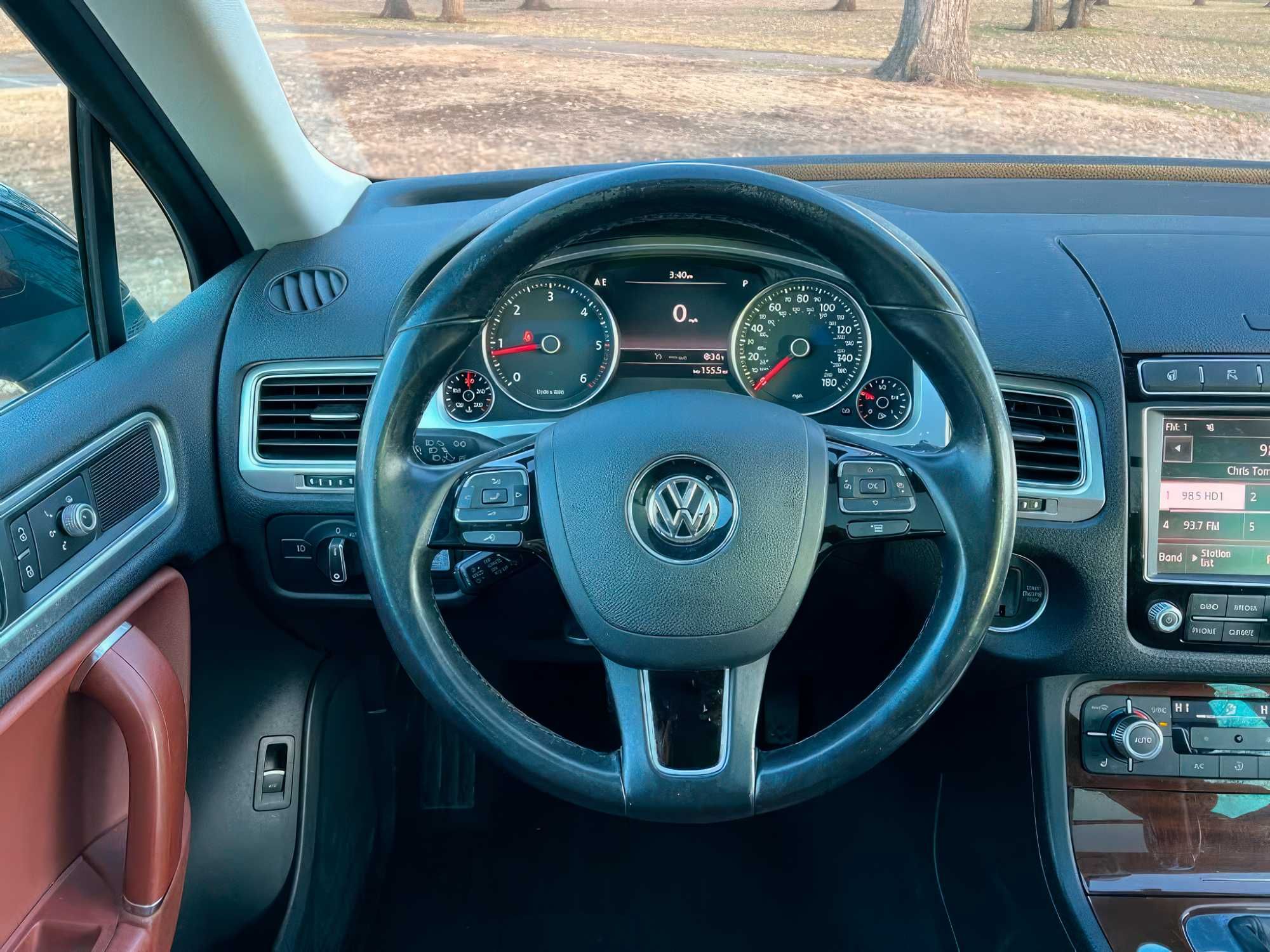 2015 Volkswagen Touareg TDI Lux