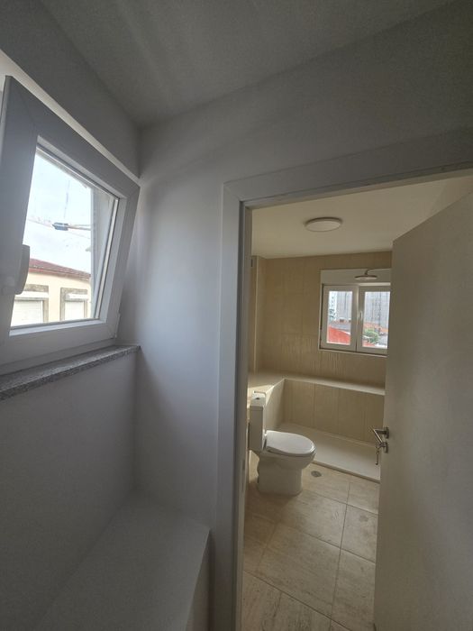 Moradia T2 praça das Flores Porto