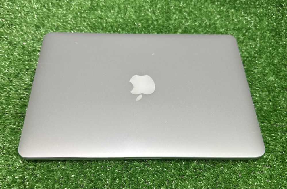 Apple MacBook Pro 2015 (A1502) 13.3’’ Core i5 8GB ОЗУ/128GB SSD r2091