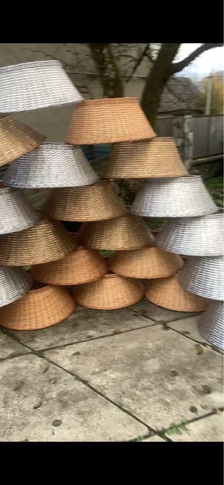 Плетені спіднички.Кошики під ялинку