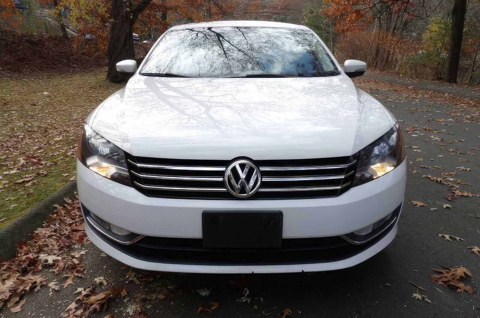 2015 Volkswagen Passat SE