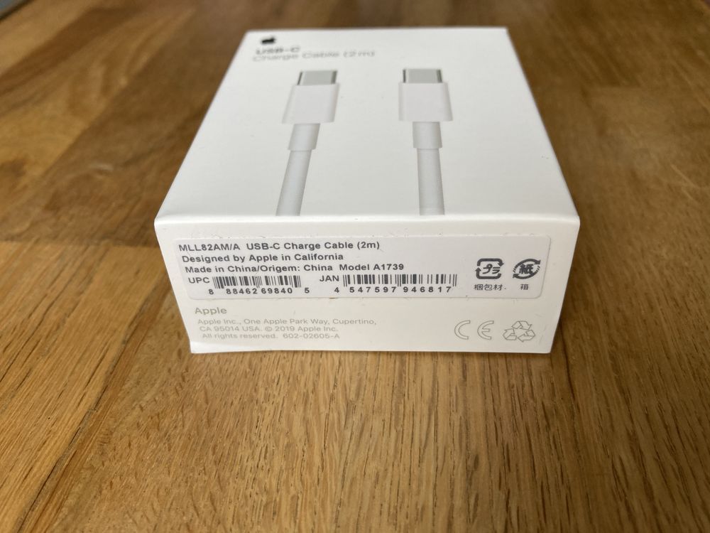 Оригинальний кабель Apple USB-C Charge Cable (2m) (MLL82)