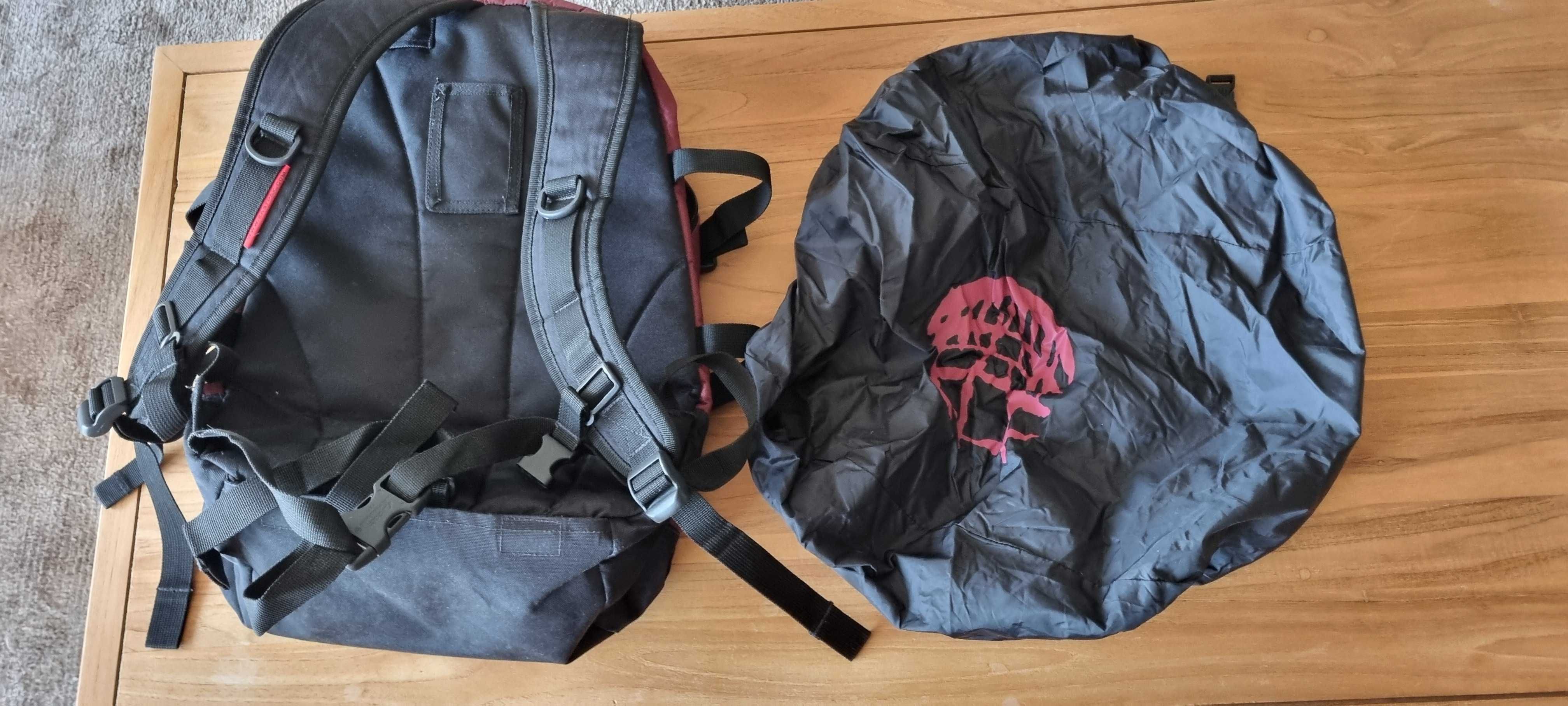 Eastpack ULTIMATE - Mochila grande com 2 compartimentos