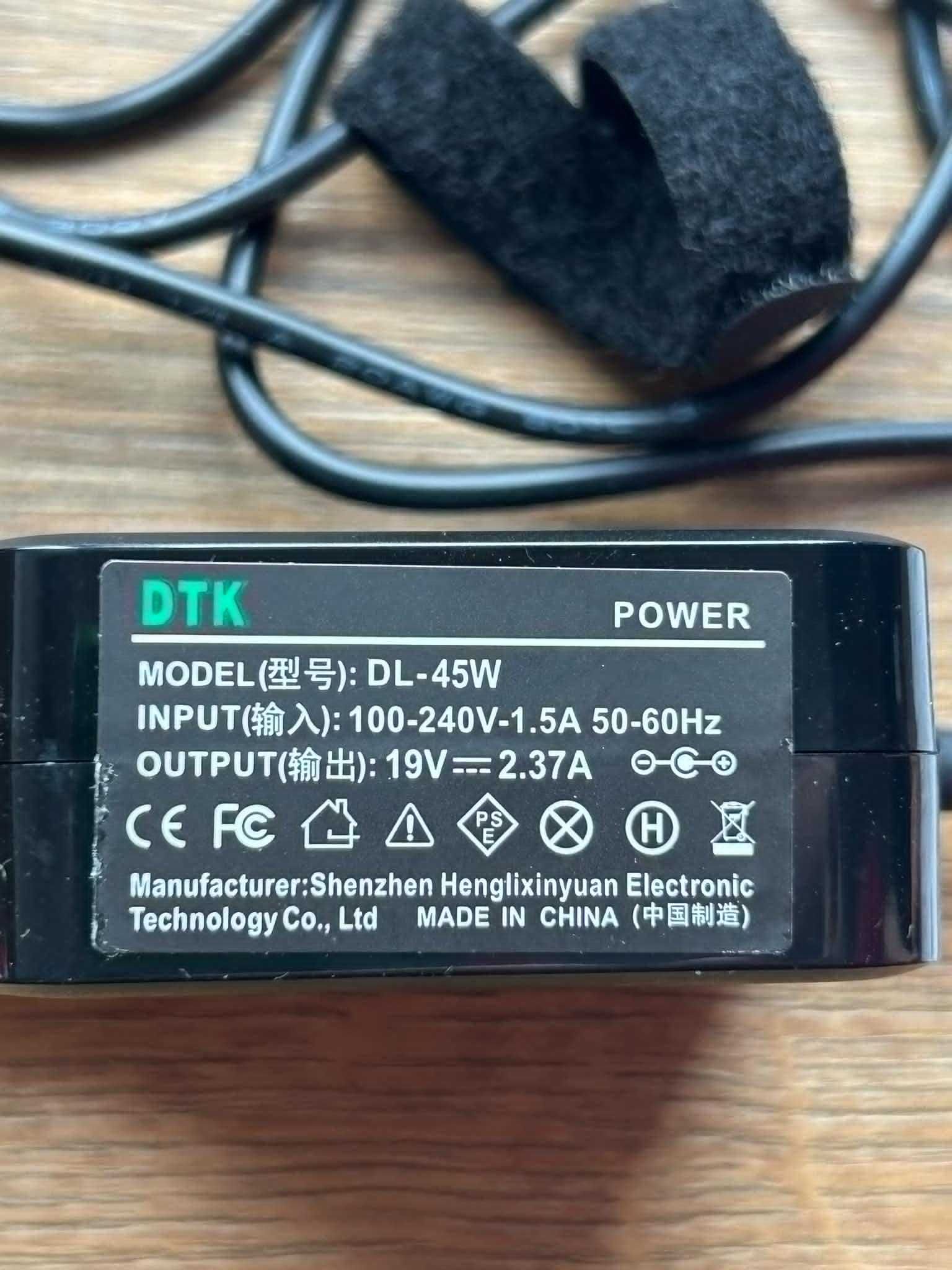 Zasilacz DTK 19V 45W Do laptopów