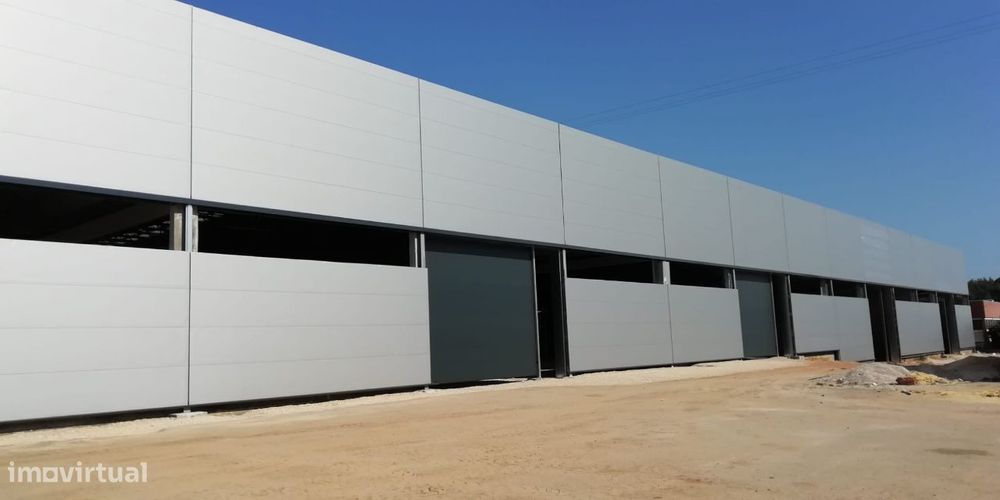 OPORTUNIDADE DE INVESTIMENTO - Armazéns / Indústria em Águeda