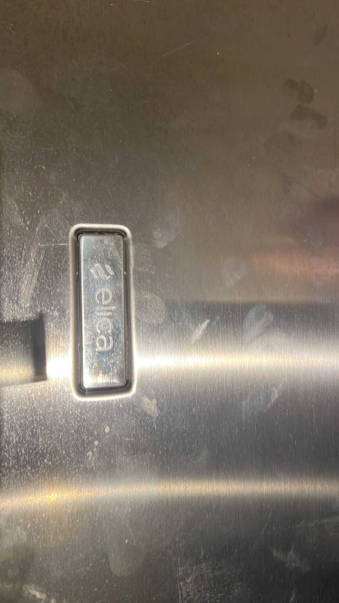 Exaustor ELICA em bom estado