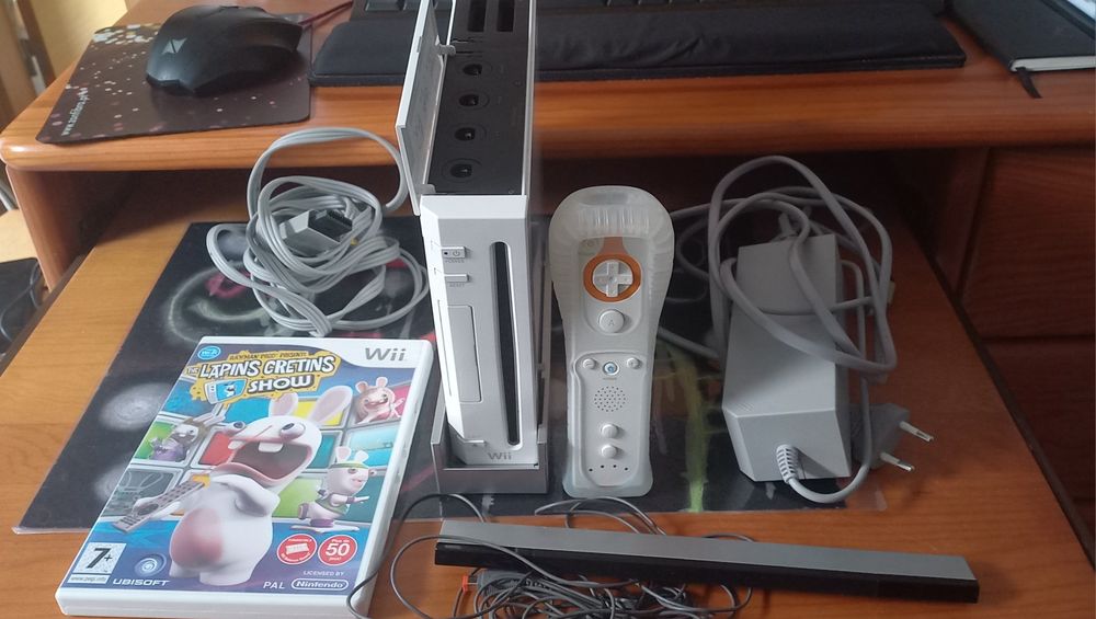 Consola Wii completa com oferta jogo