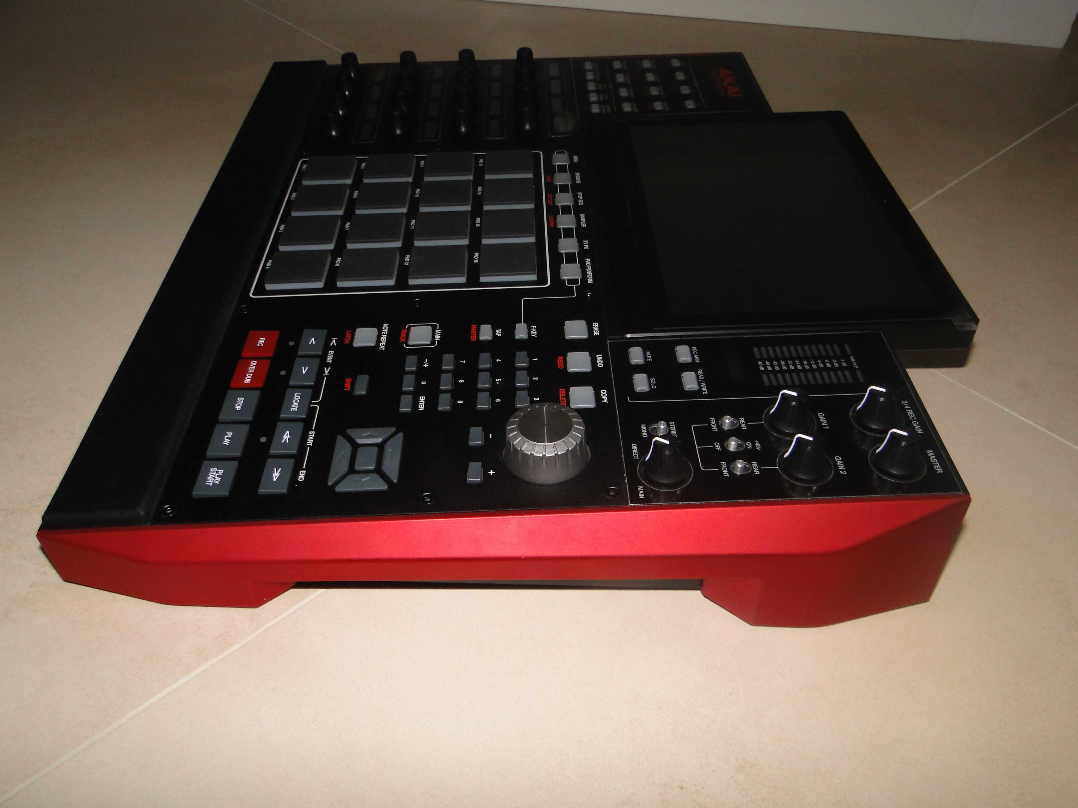 Samodzielna Stacja Robocza MPC Groovebox AKAI PROFESSIONAL MPC X