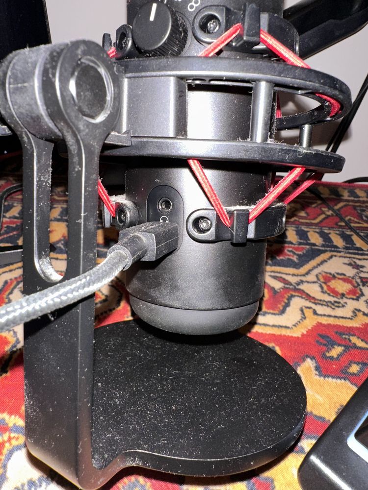 HyperX quadcast mikrofon