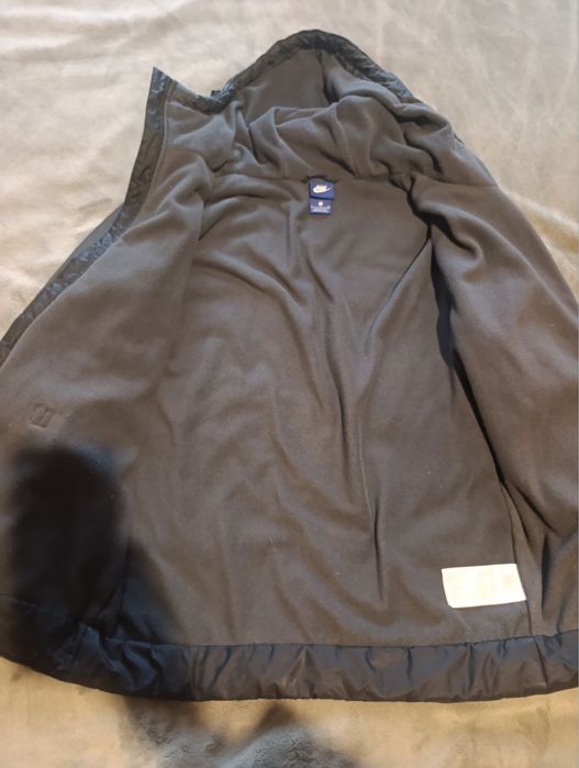 Куртка спортивна