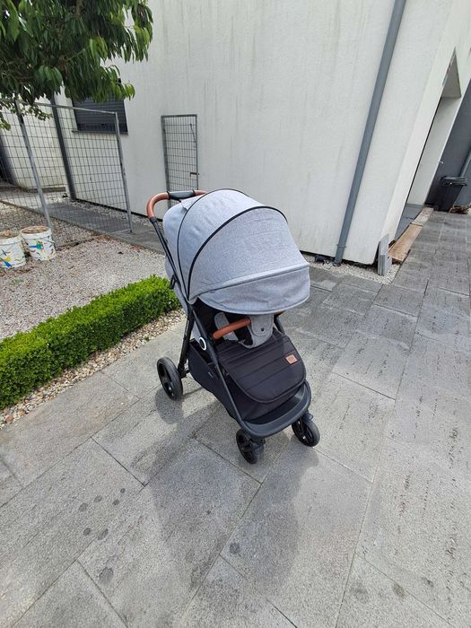 Cadeira de passeio, marca Kinderkraft GRANDE PLUS,em MUITO BOM ESTADO