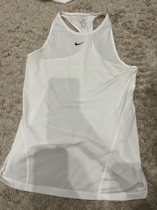 Жіноча майка Nike Dri-FIT Running (біла)