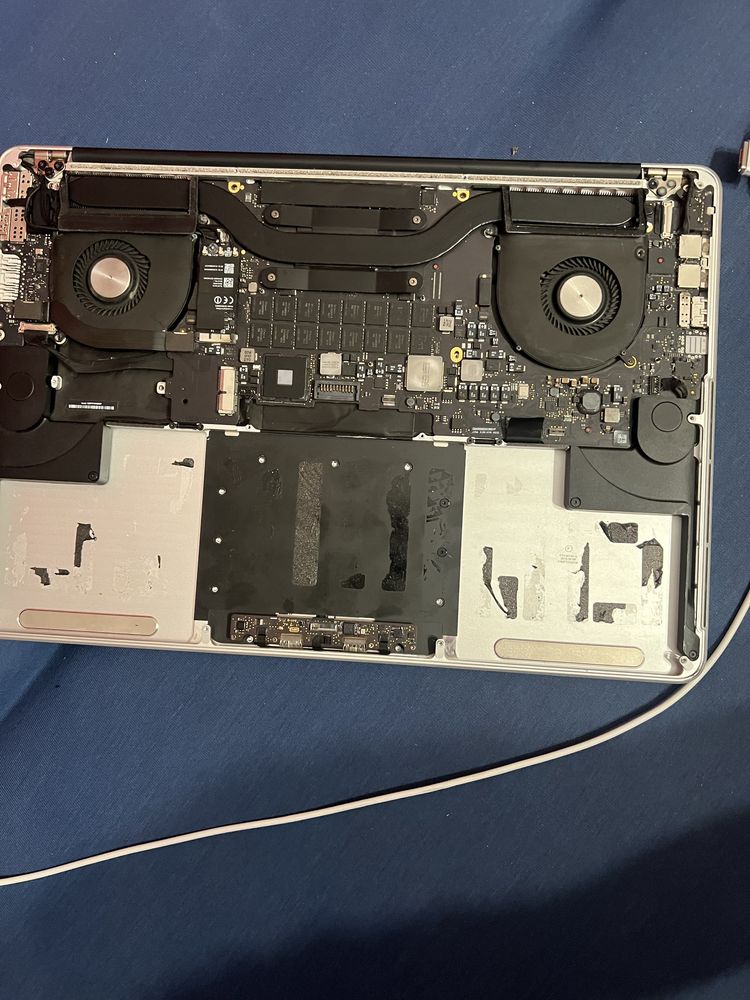 2 xMacbook Pro 15” 2015r na części