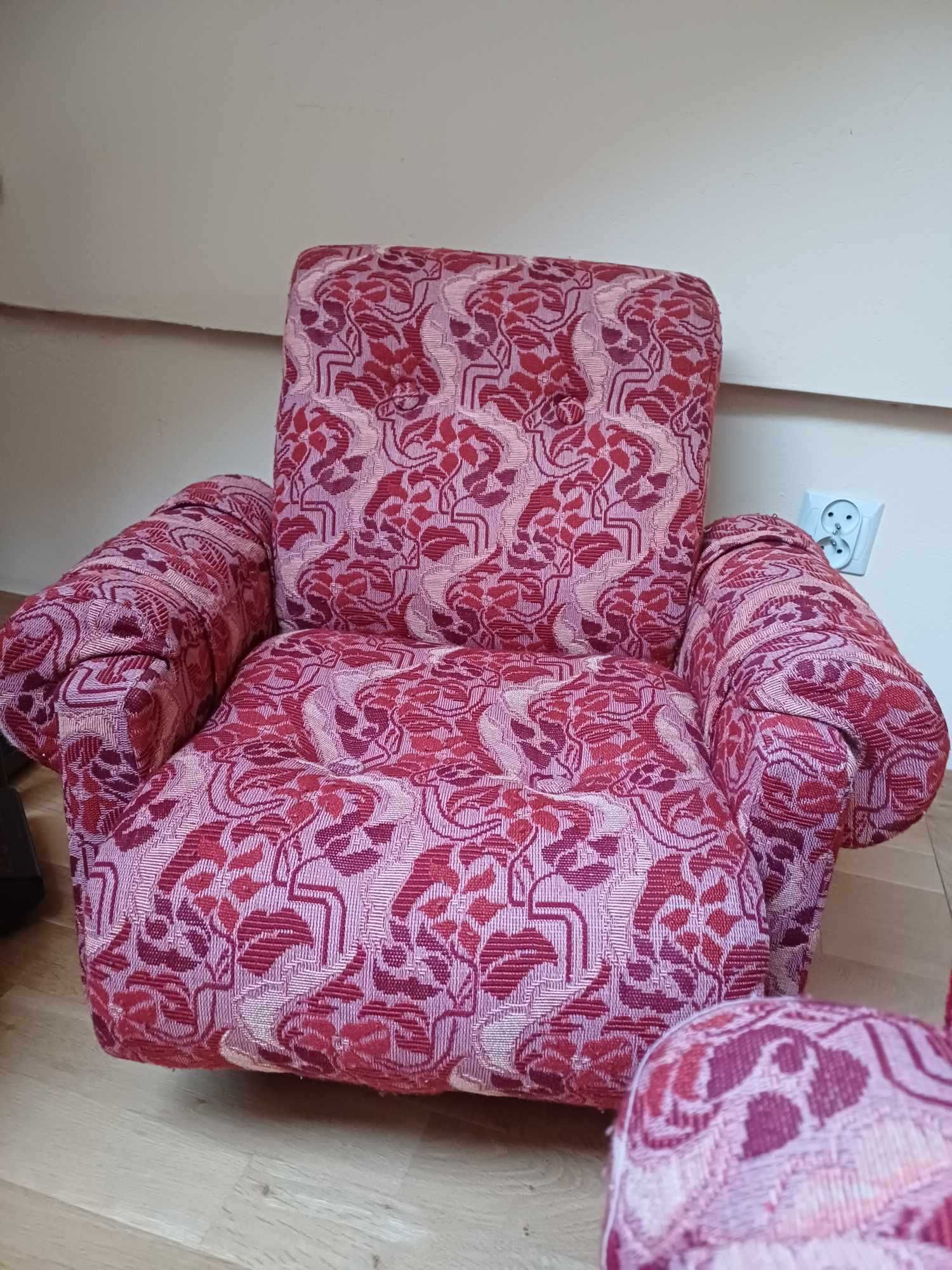 fotel dla dziecka tapicerowany