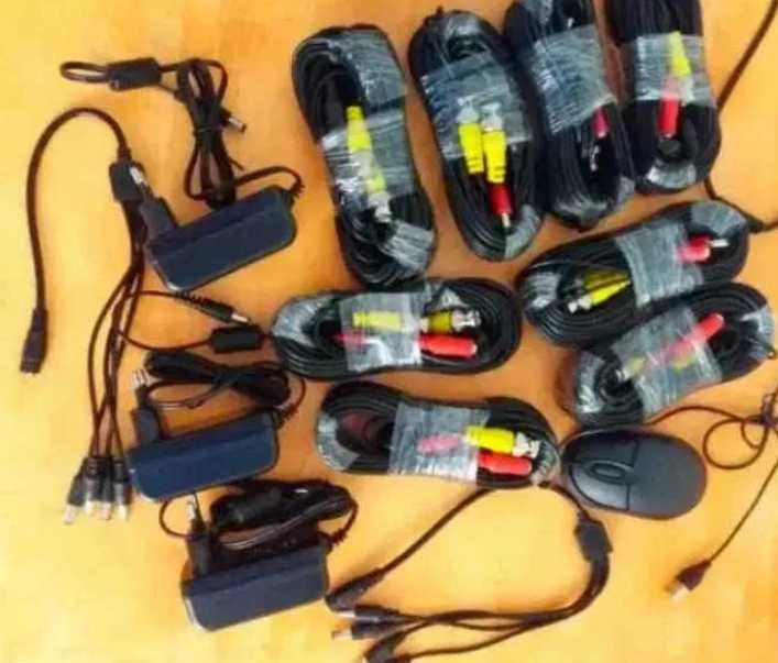 Комплект камер видеонаблюдения відеореєстратор 8-камер