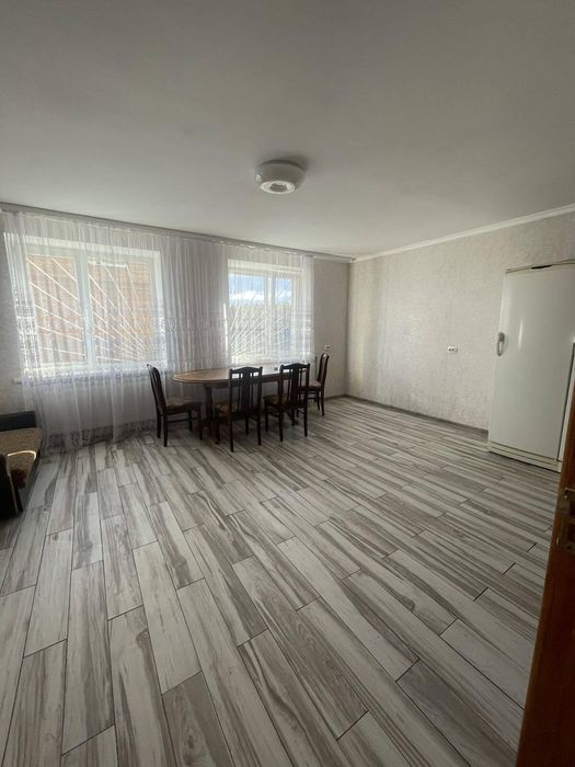 Світлий великий будинок з теплою підлогою та всіма зручностями 37362