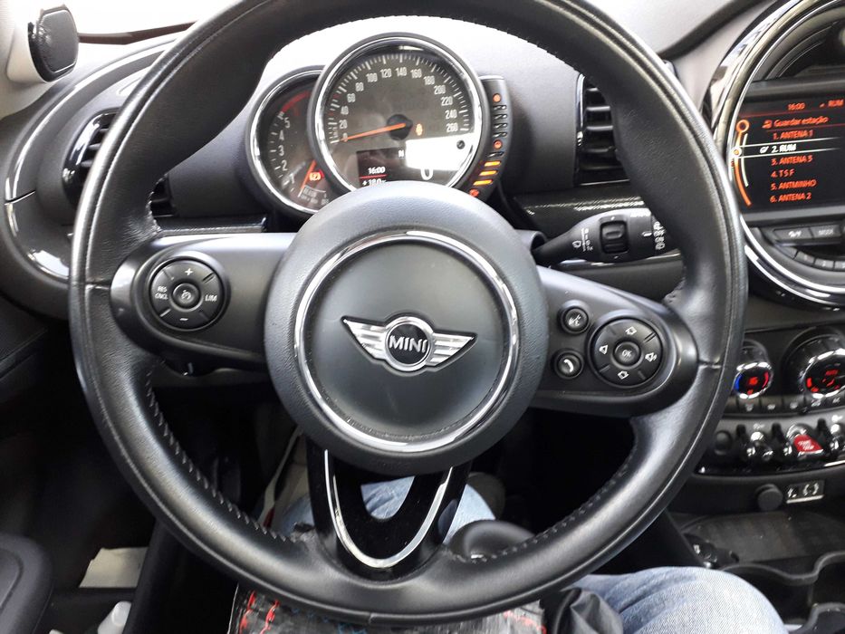 Lindo Mini Clubman 1.6 Diesel de 2016 - Full Extras com 174.000Kms
