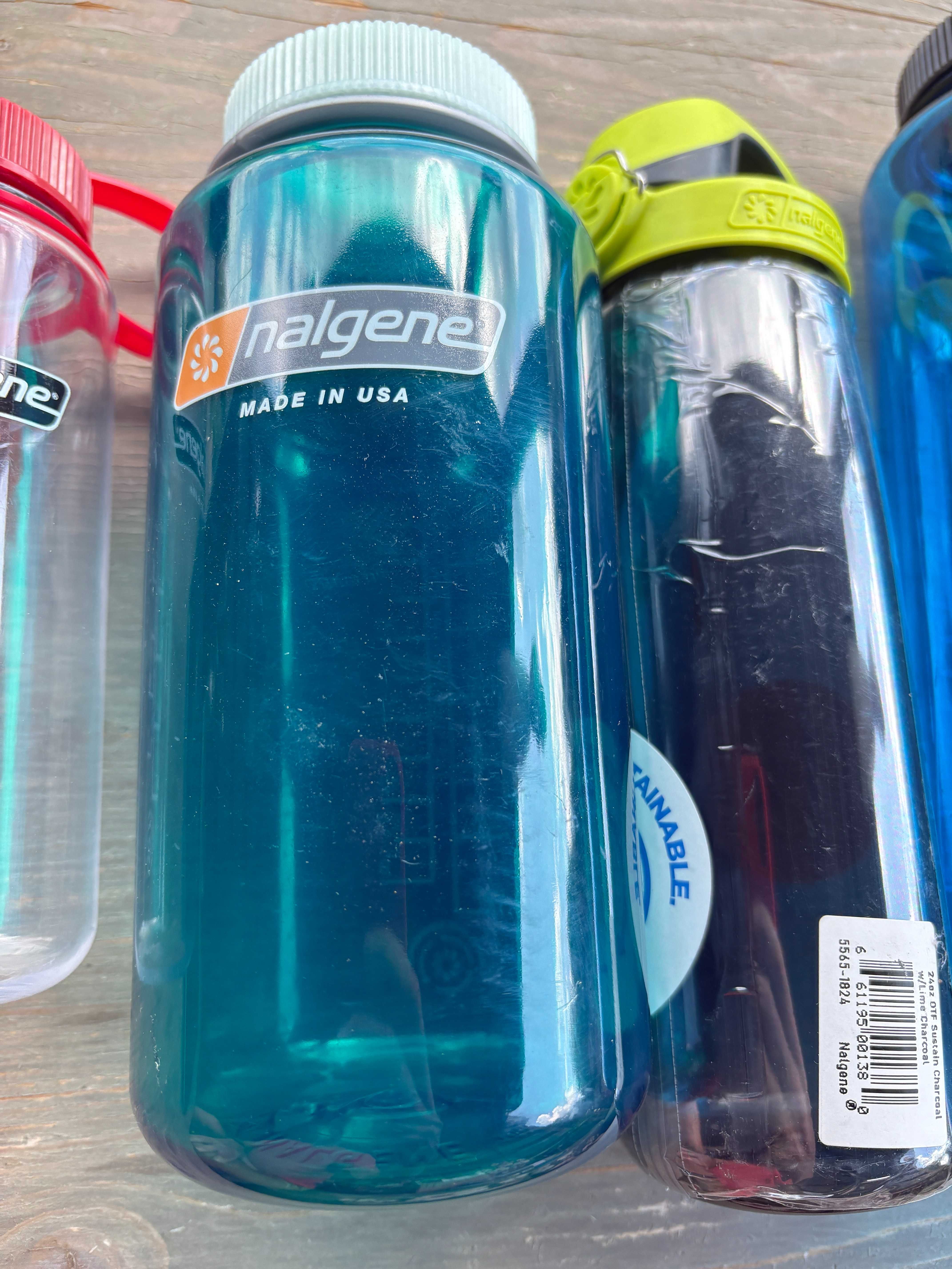 4 butelki NALGENE za połowę ceny.