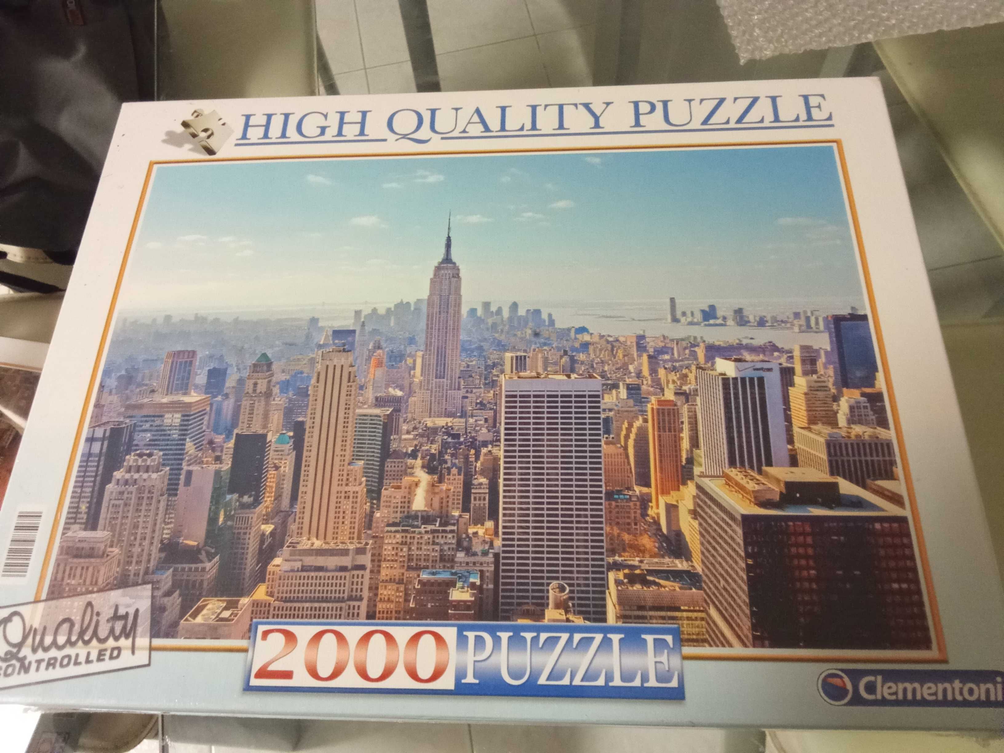 Vendo 2 puzzles novos de alta qualidade ainda fechados  com 2000 mil p