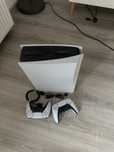 Konsola playstation 5 z napedem 1 TB