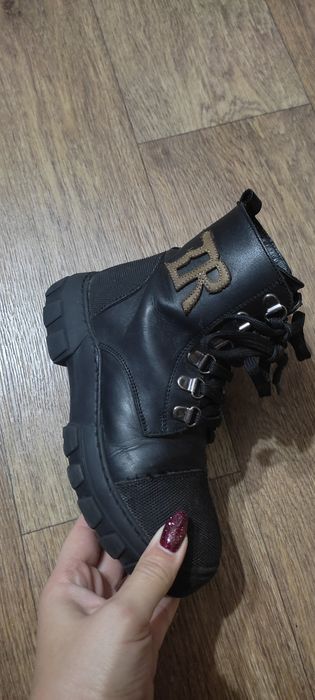 Шкіряні зимові ботіночки 32розміру