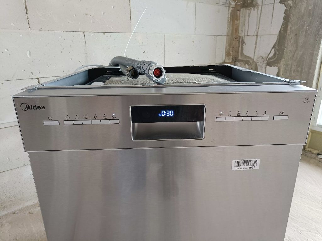 Nowa powystawowa zmywarka Midea MDWEU1435XSS-W 60cm